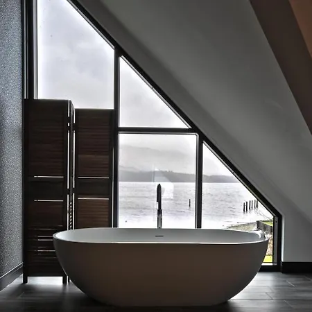 The Beach House Loch Lomond Luss Exterior photo